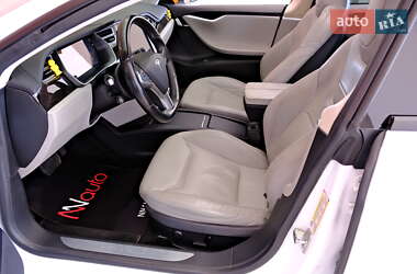 Лифтбек Tesla Model S 2016 в Одессе
