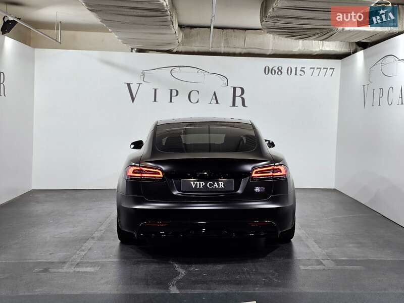 Ліфтбек Tesla Model S 2023 в Києві