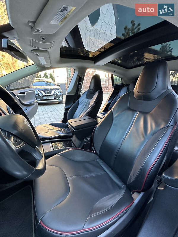 Лифтбек Tesla Model S 2013 в Львове фото 17 Лифтбек Tesla Model S 2013 в Львове