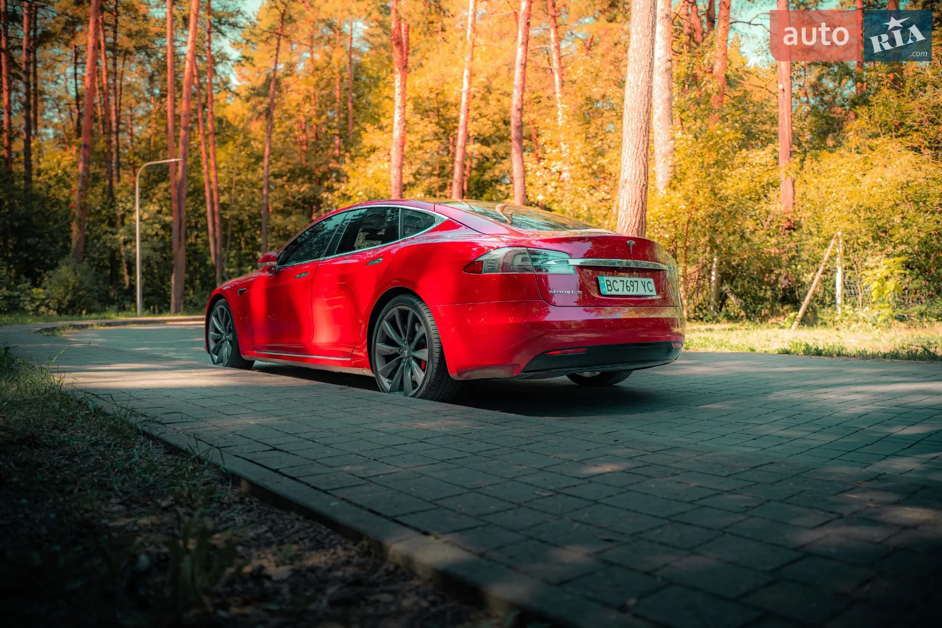 2017 Tesla Model S - мініатюра 27