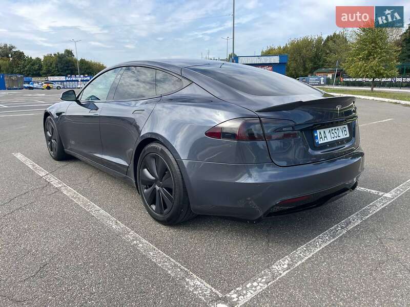 Лифтбек Tesla Model S 2021 в Киеве фото 12 Лифтбек Tesla Model S 2021 в Киеве