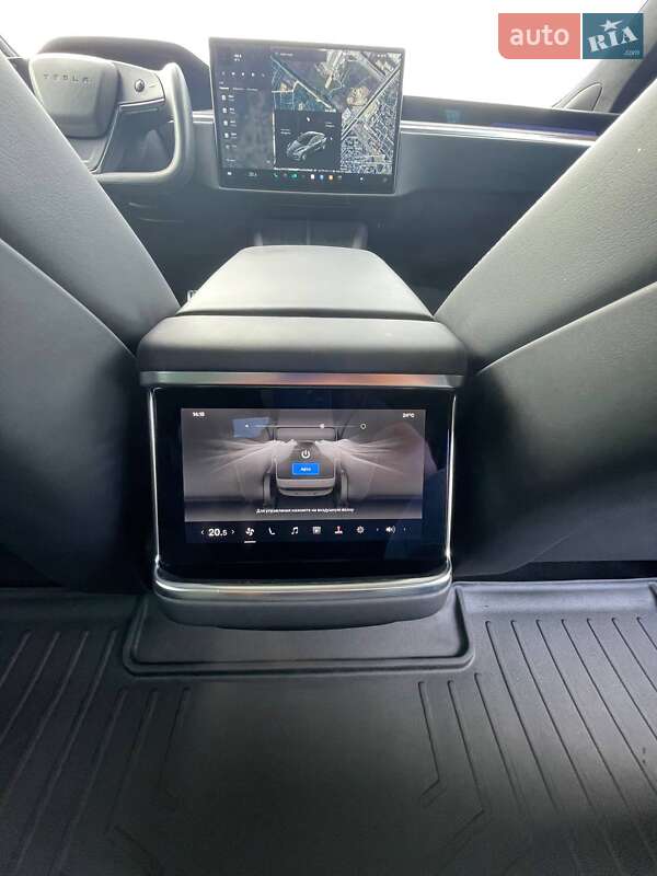 Лифтбек Tesla Model S 2021 в Киеве фото 20 Лифтбек Tesla Model S 2021 в Киеве