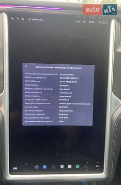 Лифтбек Tesla Model S 2016 в 