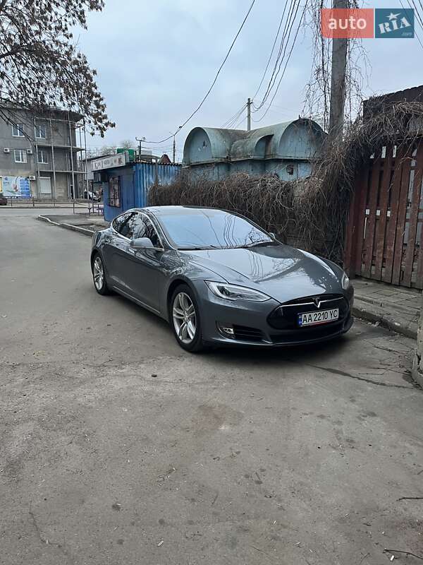 Ліфтбек Tesla Model S 2013 в Миколаєві фото 8 Ліфтбек Tesla Model S 2013 в Миколаєві