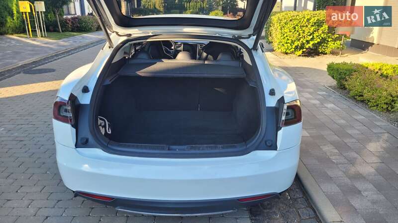 Ліфтбек Tesla Model S 2013 в Києві фото 11 Ліфтбек Tesla Model S 2013 в Києві