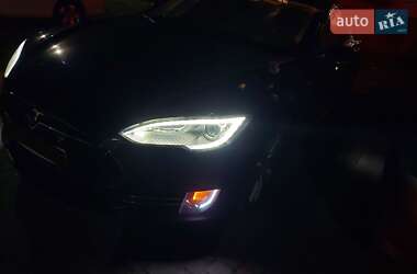 Ліфтбек Tesla Model S 2014 в Тернополі