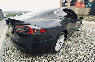 Лифтбек Tesla Model S 2017 в 