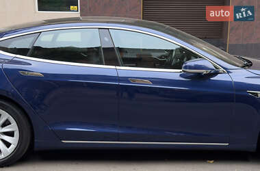 Ліфтбек Tesla Model S 2018 в 