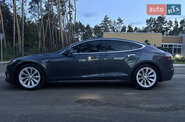 Ліфтбек Tesla Model S 2018 в 