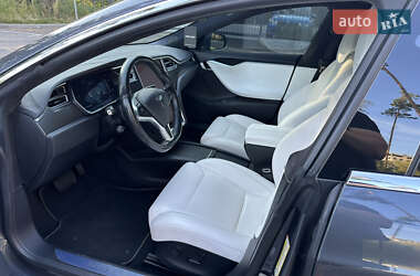 Ліфтбек Tesla Model S 2018 в 