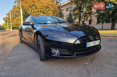 Ліфтбек Tesla Model S 2015 в 