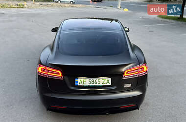 Ліфтбек Tesla Model S 2021 в 