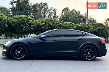 Ліфтбек Tesla Model S 2021 в 