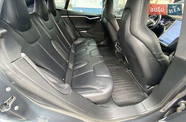 Ліфтбек Tesla Model S 2015 в 