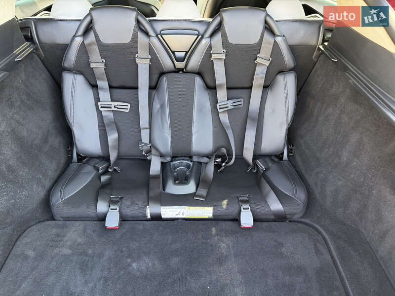 Ліфтбек Tesla Model S 2013 в Івано-Франківську