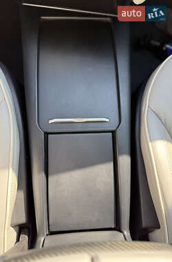 Лифтбек Tesla Model S 2013 в Ивано-Франковске