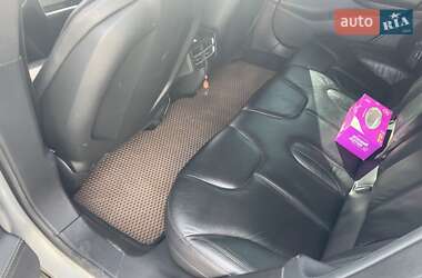Ліфтбек Tesla Model S 2013 в 