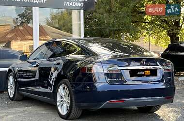 Ліфтбек Tesla Model S 2015 в 