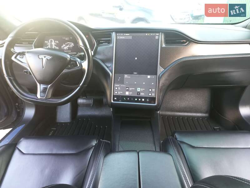 Ліфтбек Tesla Model S 2018 в Шептицькому
