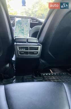 Ліфтбек Tesla Model S 2013 в 