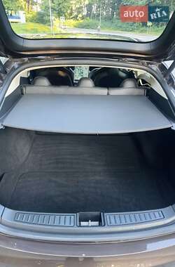 Ліфтбек Tesla Model S 2013 в 