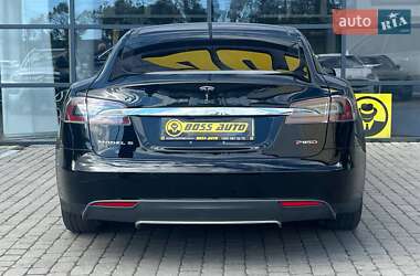 Лифтбек Tesla Model S 2015 в 