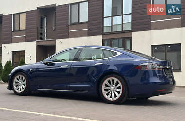 Лифтбек Tesla Model S 2017 в 