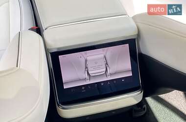 Ліфтбек Tesla Model S 2022 в 
