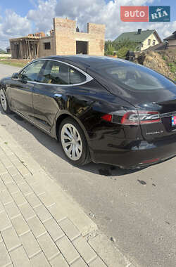 Лифтбек Tesla Model S 2016 в 