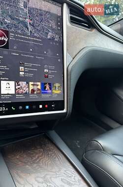 Лифтбек Tesla Model S 2018 в Луцке