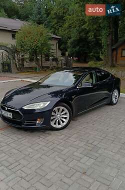 Лифтбек Tesla Model S 2013 в 