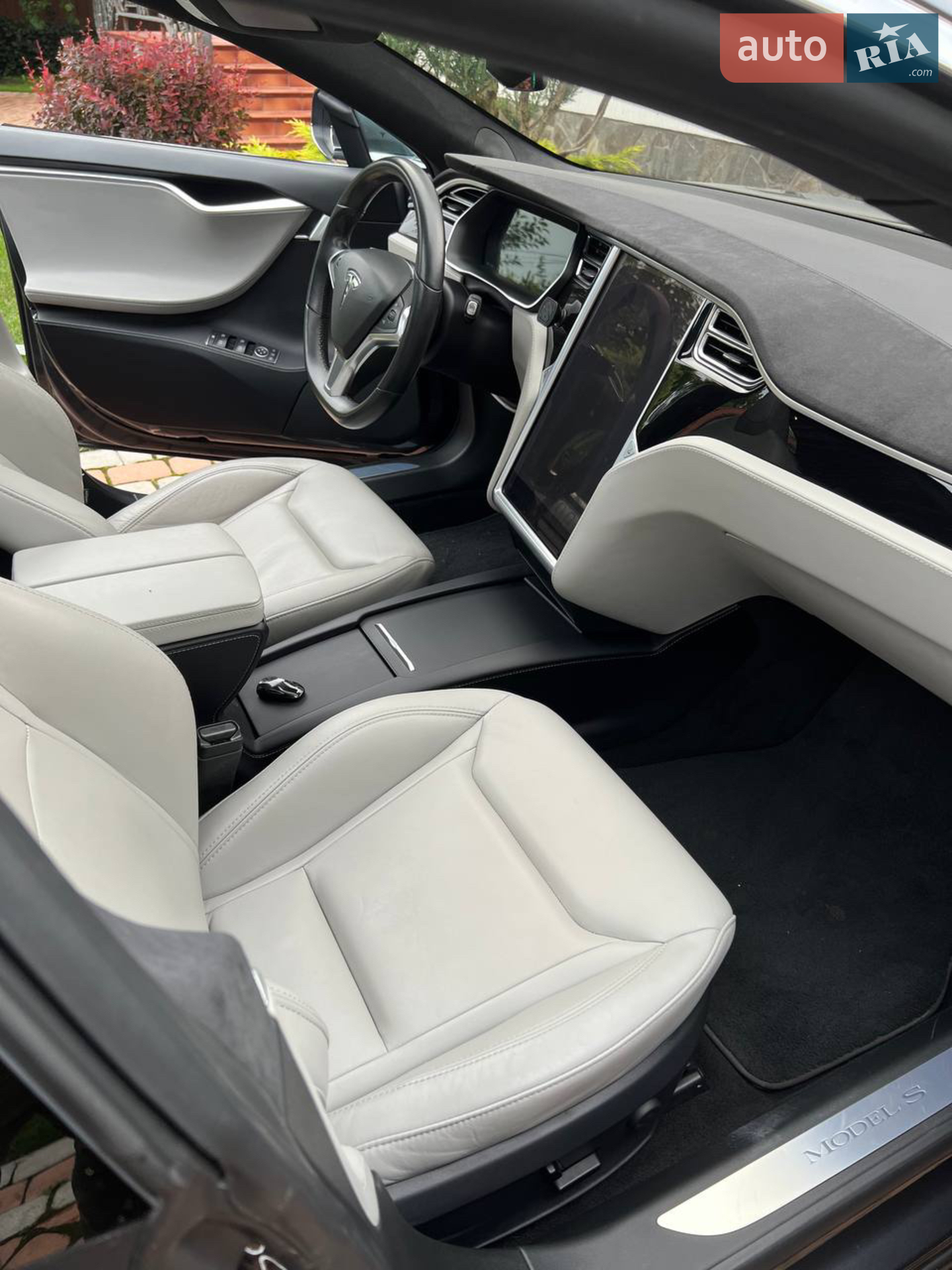 2016 Tesla Model S - мініатюра 6