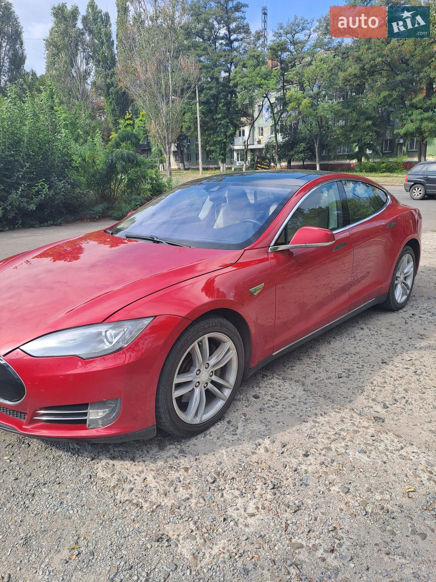 2015 Tesla Model S - мініатюра 3