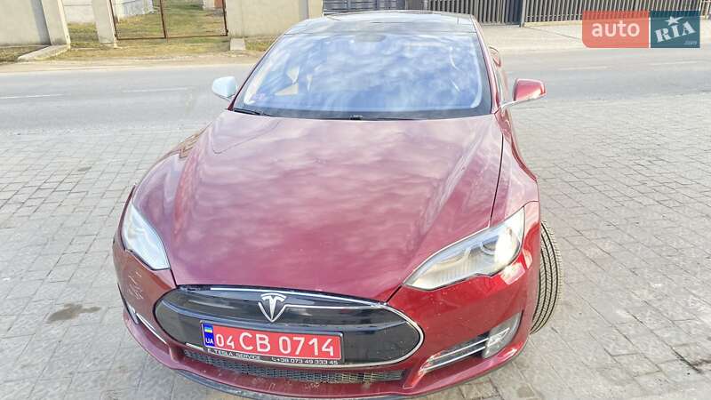 Ліфтбек Tesla Model S 2012 в Львові