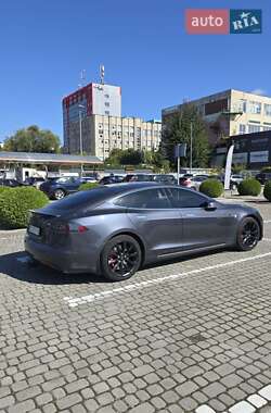 Ліфтбек Tesla Model S 2014 в 