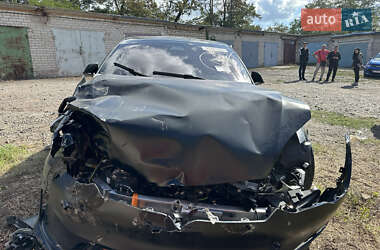 Лифтбек Tesla Model S 2022 в 