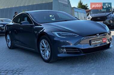 Лифтбек Tesla Model S 2018 в 