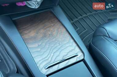 Лифтбек Tesla Model S 2018 в 