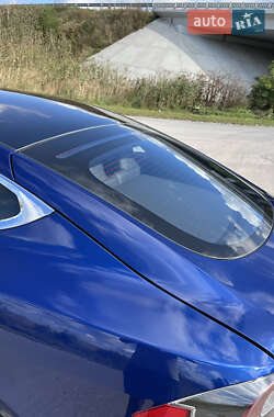 Ліфтбек Tesla Model S 2020 в 