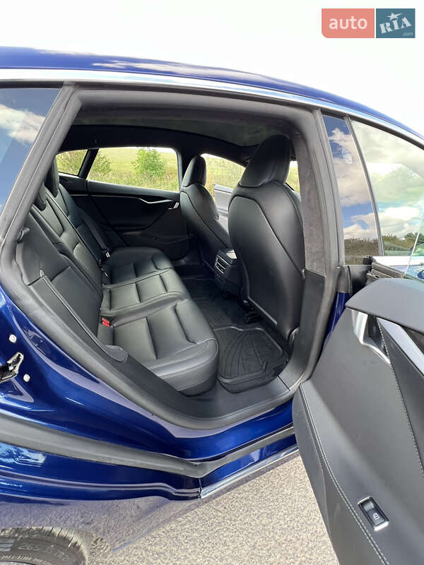 Ліфтбек Tesla Model S 2020 в Тернополі фото 24 Ліфтбек Tesla Model S 2020 в Тернополі