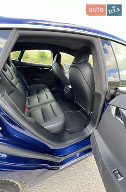 Ліфтбек Tesla Model S 2020 в 