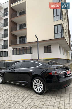 Ліфтбек Tesla Model S 2019 в 