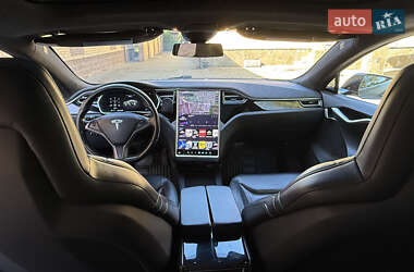 Ліфтбек Tesla Model S 2015 в 
