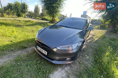 Лифтбек Tesla Model S 2013 в Ковеле