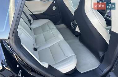 Лифтбек Tesla Model S 2017 в 