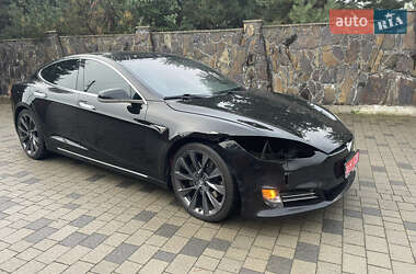 Лифтбек Tesla Model S 2018 в 