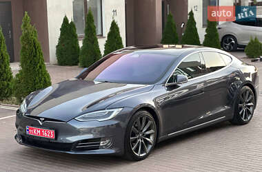 Лифтбек Tesla Model S 2020 в Одессе