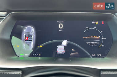 Лифтбек Tesla Model S 2017 в 