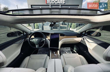 Лифтбек Tesla Model S 2018 в 