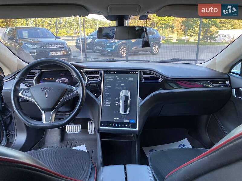 Ліфтбек Tesla Model S 2014 в Вінниці